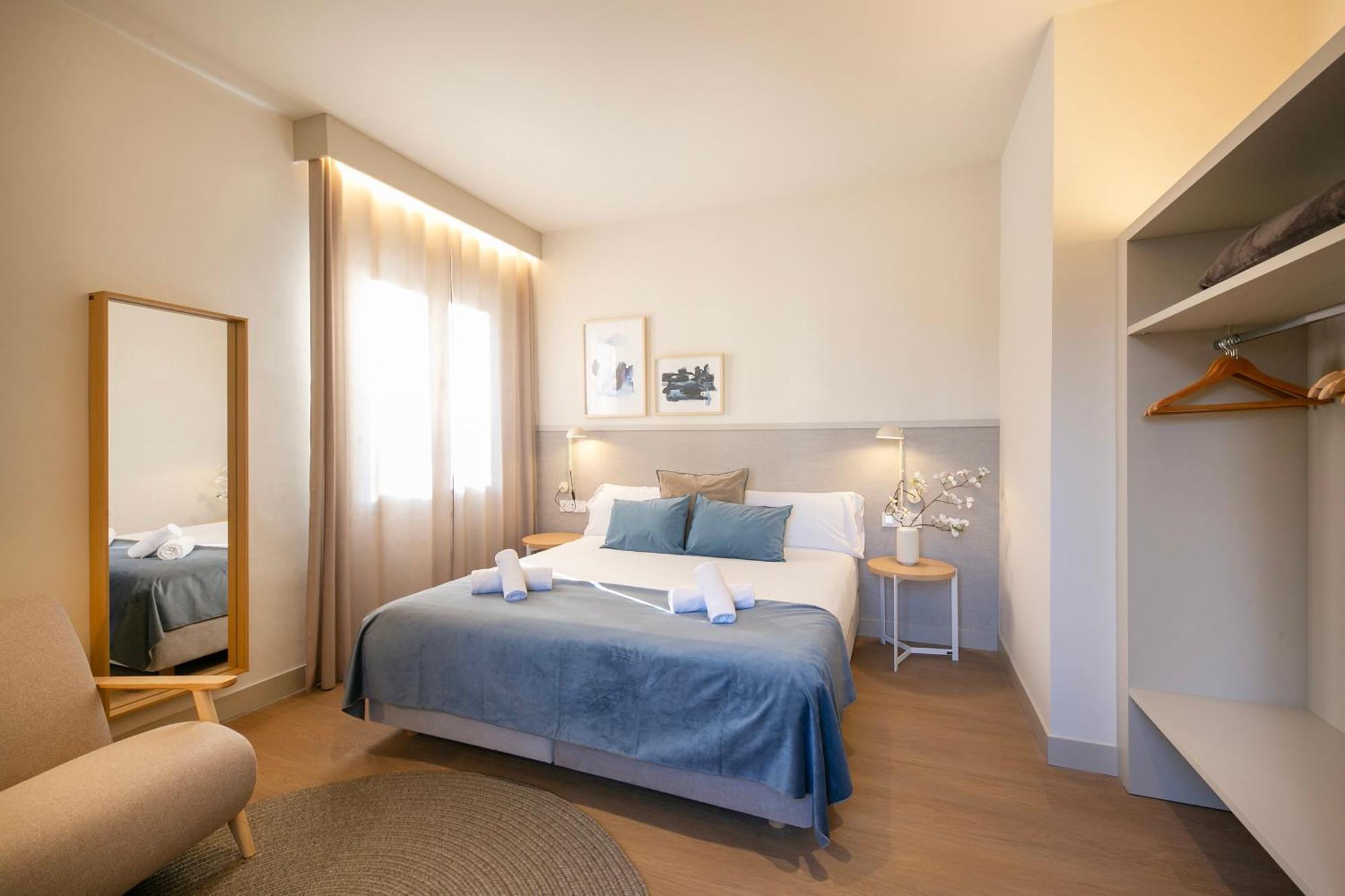 Fisa Rentals Ramblas Apartments Barcelona Exterior foto